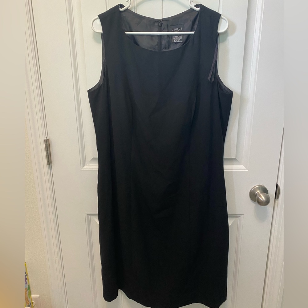 George Woman classic scoop neck sleeveless black dress. Size 20W. Back zipper